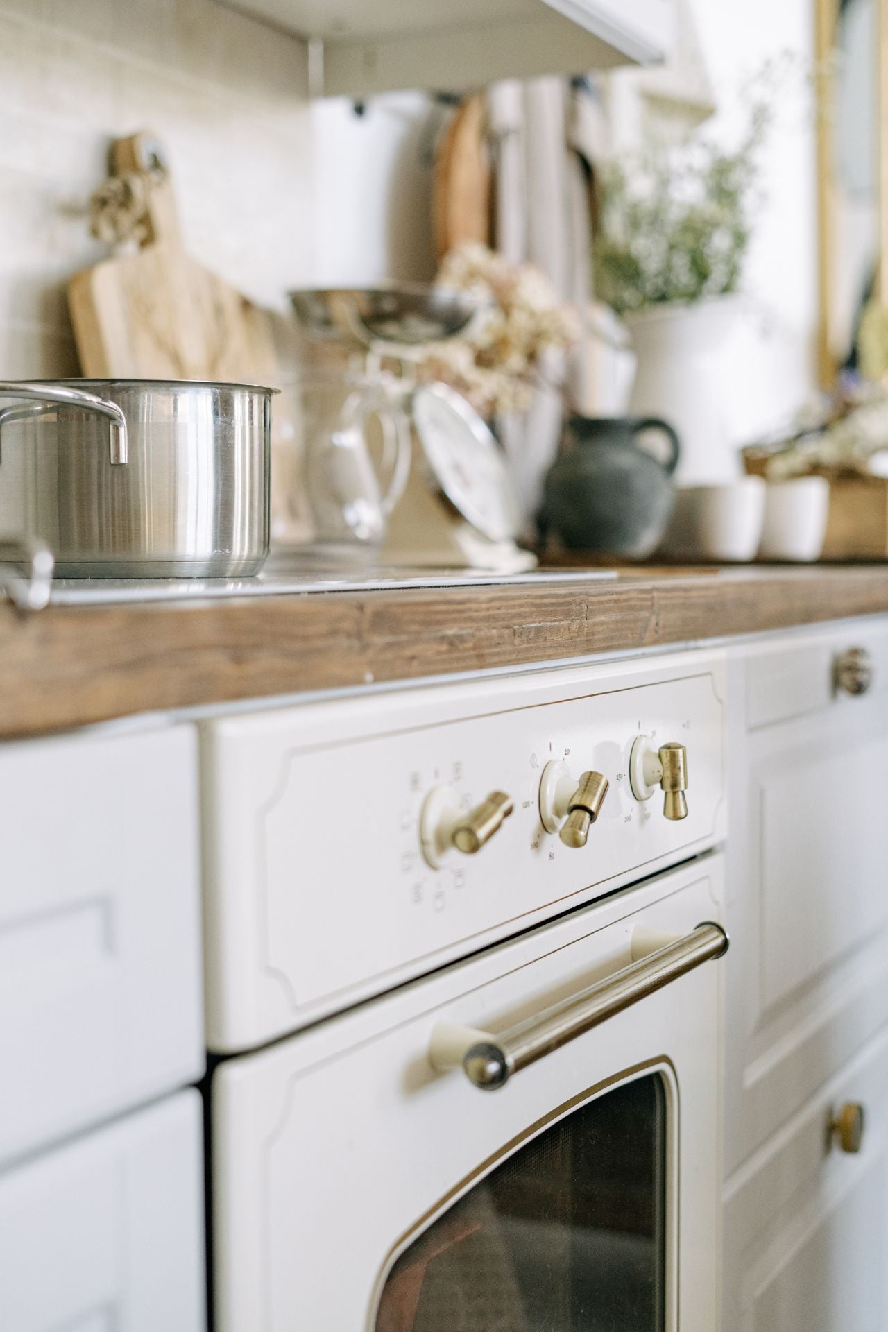 Gastrova countertop appliance