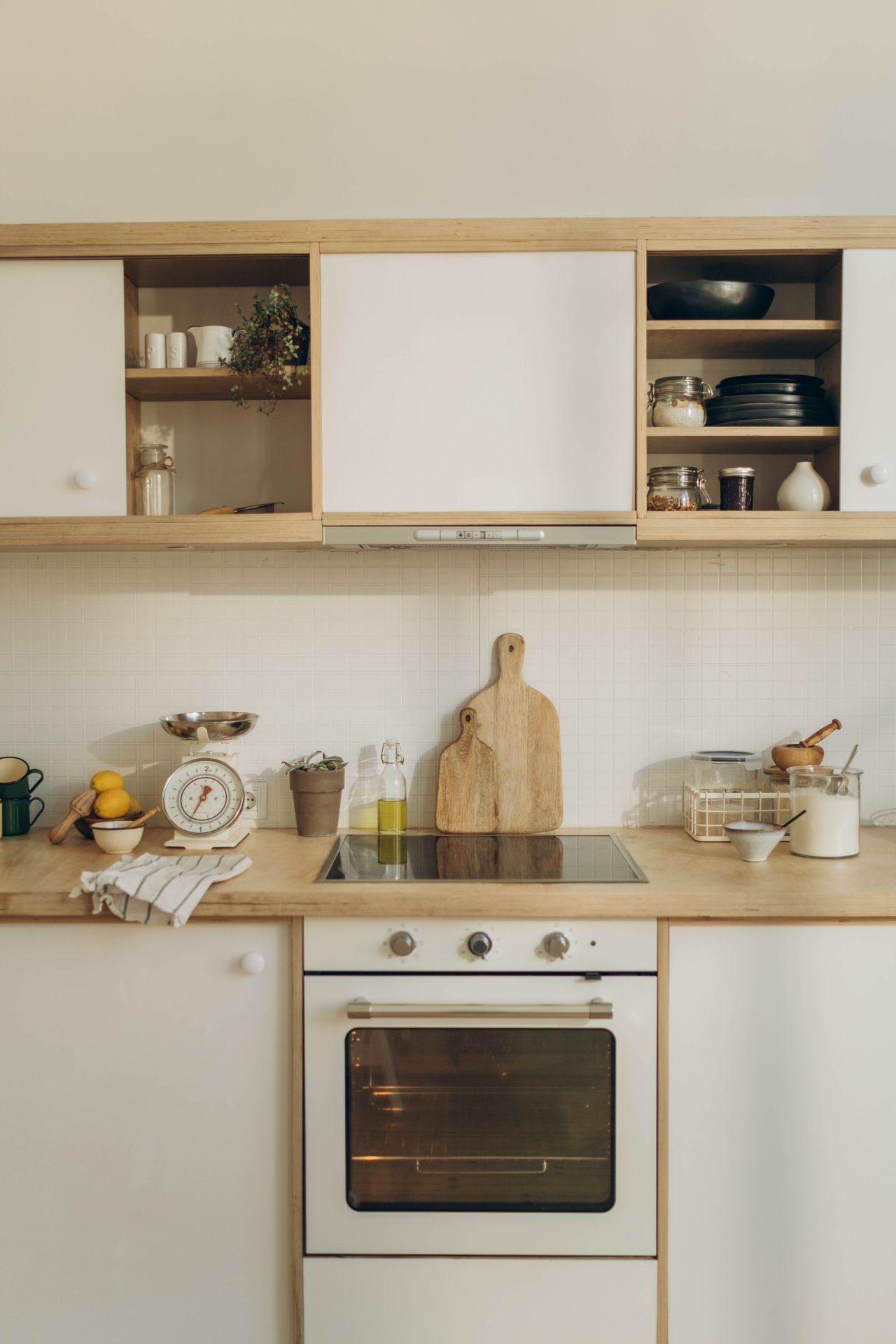 Modern kitchen appliance scene